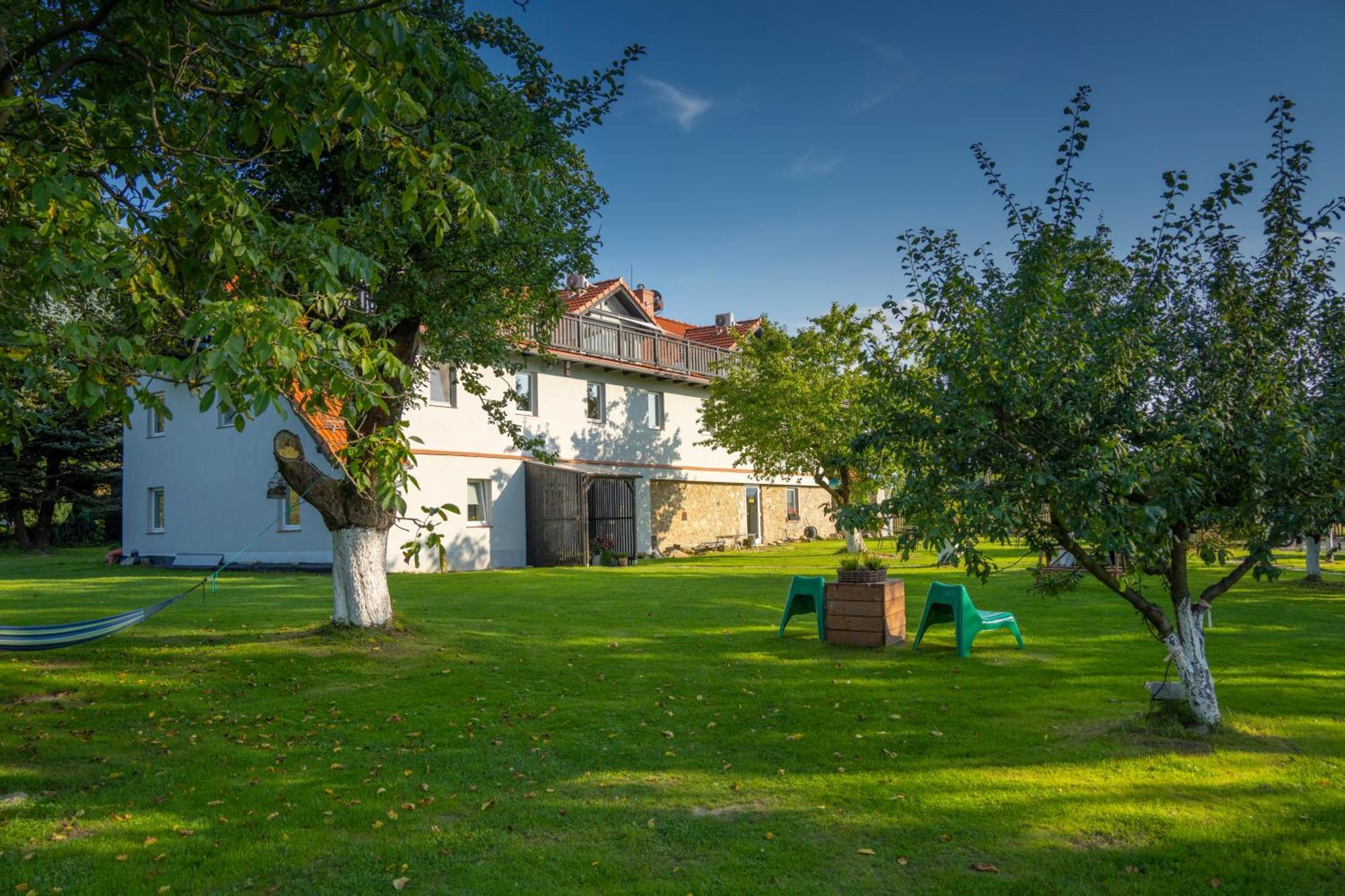 Dom W Domu - Izera Glamping Bed and Breakfast Gajowka  Eksteriør billede