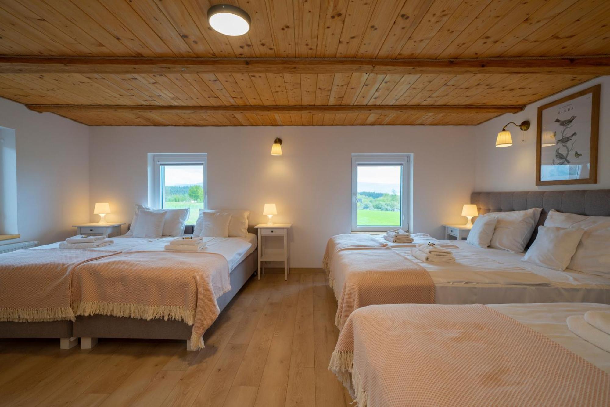 Dom W Domu - Izera Glamping Bed and Breakfast Gajowka  Værelse billede