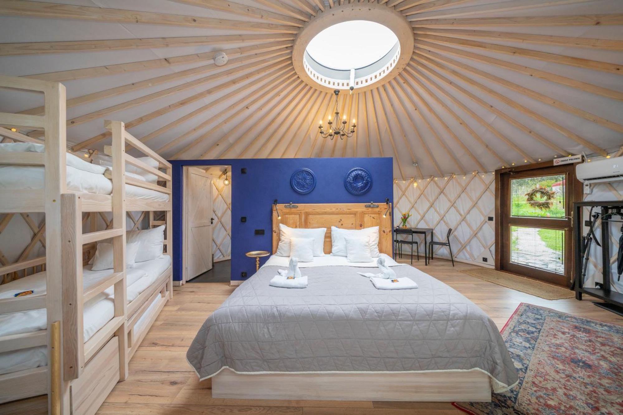 Dom W Domu - Izera Glamping Bed and Breakfast Gajowka  Værelse billede